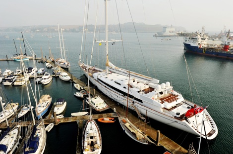 Image for article World's largest sailing sloop arrives at Pendennis Plus for refit