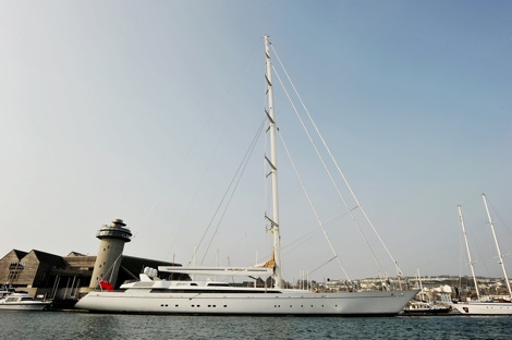 Image for article World's largest sailing sloop arrives at Pendennis Plus for refit