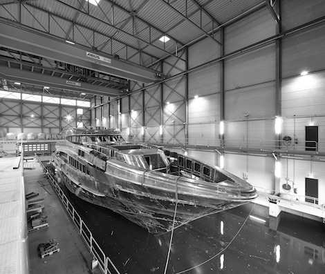 Image for article Heesen joins hull and superstructure of Project 'Azuro'